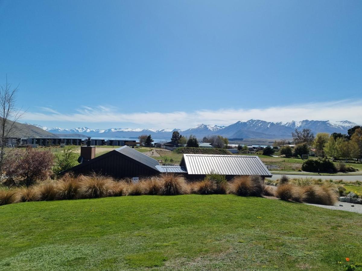 Boulder 15 Lake Tekapo
